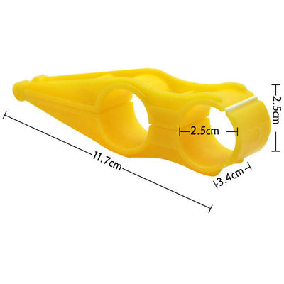 Plastic Poultry House Accessories Water Pipe Hook For Broiler Nipple Drinker
